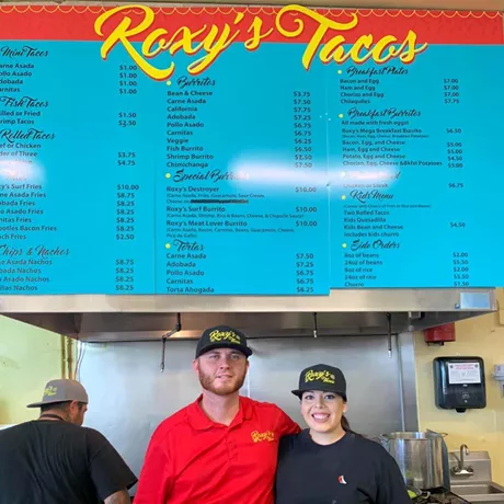 Roxy's Tacos logo